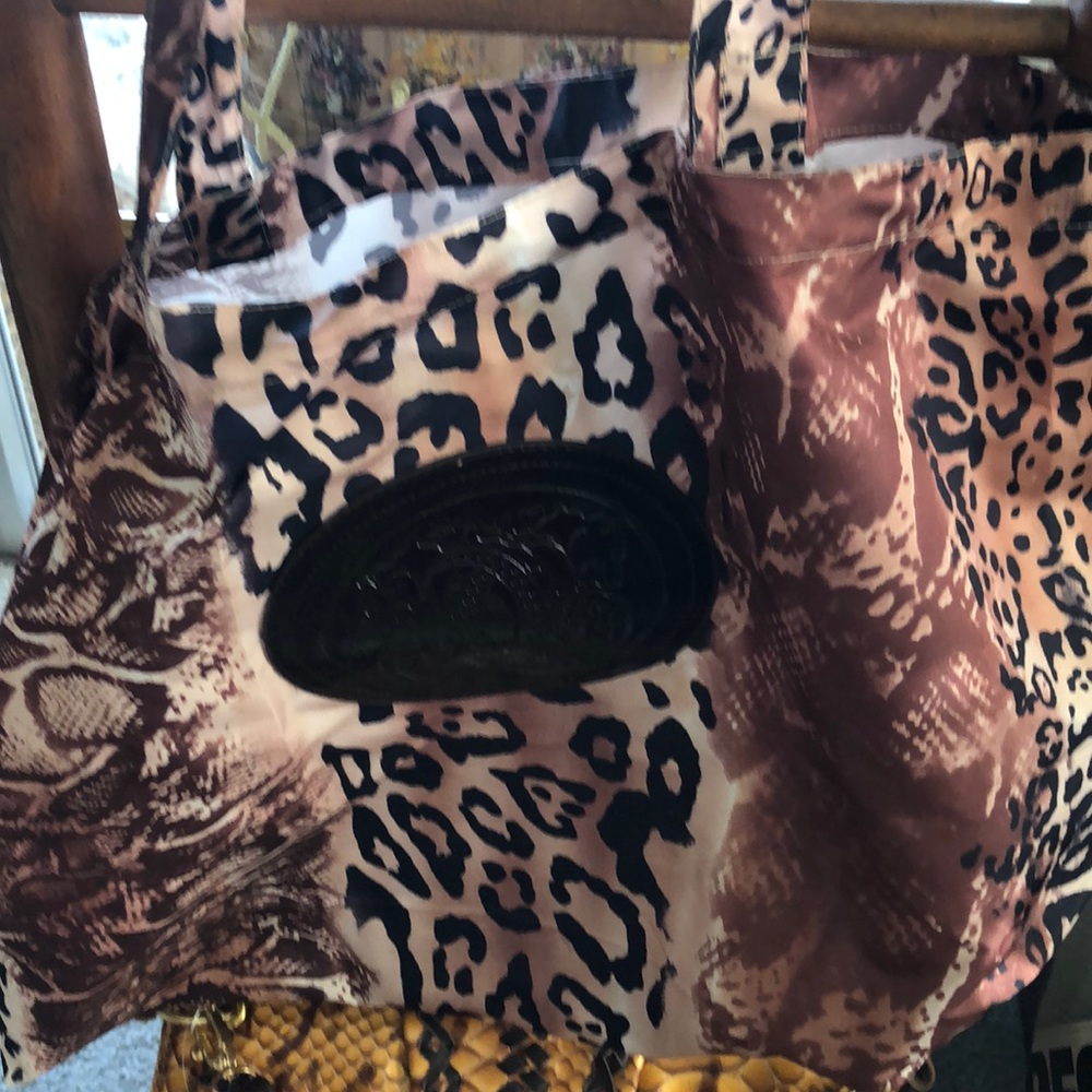 Purse - Picture 3 of 4